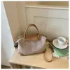 Bolsa de Mão Tote Nova Estilo Retro Padrão Trançado para Comércio Exterior Transfronteiriço para Mulheres, Grande Capacidade Versátil para o Dia a Dia Ombro Transversal