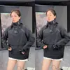 Chaqueta de Traje Holgada con Capucha y Dobladillo Recto, Moda Casual Versátil para Parejas, Diseño Simple, Sin Planchar, Transpirable