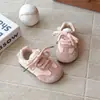 Zapatos de estilo alemán para niños ins 2026 Primavera/Otoño Nuevos Zapatos Coreanos para Niñas con Bordado de Lazo Adorno de Encaje Zapatos Argan