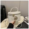 Bolso de Mano Casual Casual para Mujer 2025 Verano Nuevo Moda Nicho Bolso Cuadrado Pequeño Moderno de un Solo Hombro Cruzado