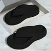 Chinelos com Sola Grossa de EVA Femininos Verão Novo Estilo ins Versão Coreana Moda Simples Cor Sólida Sandálias de Praia Atacado