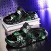 Novas Sandálias Primavera Verão Uso Duplo Respiráveis Chinelos Masculinos Sola Grossa Esporte Casual Antiderrapante Calçados de Praia Roupas Masculinas para Exterior