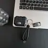 Capa para AirPods Pro Preta Fosca Resistente à Prova de Choque Capa Protetora de Silicone com Cordão Trançado Chaveiro