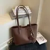 Bolso Retro para Mujer de Gran Capacidad 2025 Nuevo Otoño e Invierno Simple Versátil Bolso de Hombro y Axila Bolso Tote para el Trabajo y el Viaje