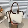 Bolsa de Mão Versátil para o Verão de 2026 Estilo Nicho Bolsa Saco Versátil para o Dia a Dia Elegante Moda Ombro Transversal