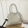 Bolso tote europeo y americano de gran capacidad transfronterizo, bolso de hombro de moda para llevar debajo del brazo, bolso de mano de nicho único y elegante