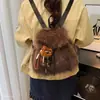Mochila Fofa Peluda Estilo Commuter Feminina 2026 Nova Grande Capacidade Estilo Diário Moda Outono/Inverno