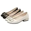 Mocassins de Solado Macio Femininos Salto Baixo Sapatos Pequenos de Couro 2026 Chegada Nova de Outono Fivela Quadrada Couro Macio Corte Baixo Cano Baixo Sapatos Casuais Sapatos Femininos