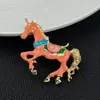 Broche de Pony Colorido, Pin Creativo de Pedrería Anti-Exposición, Accesorio para Ropa, Broche Versátil para Suéter