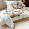 Toalla de Almohada de Gasa de Algodón Puro de Cuatro Capas Clase A, un Par de Toallas de Almohada de Dibujos Animados, Anti-Aceite, Nuevos Estilos de Protectores de Almohada para Todas las Estaciones