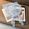 Bufanda Triángulo de Encaje Estilo Francés Primavera y Verano para Mujer, Versátil, Estilo Hepburn, Accesorios de Moda, Bufanda de Malla Bordada