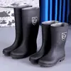 Zapatos de agua para hombre extra grandes de protección laboral, botas de lluvia cálidas para mujer para cocina, pesca, impermeables con forro polar hasta la pantorrilla, botas de lluvia de caña alta, zapatos de goma