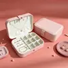 Nuevo en stock estuche portátil de cuero para joyería con espejo, caja expositora con accesorio de broche, caja de almacenamiento para anillos y accesorios para el cabello de niñas