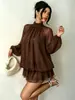 Vestido corto de gasa europeo y americano de cuello medio alto para mujer, con mangas abullonadas, bordes con volantes, corte holgado y estilo corto elegante.