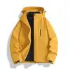 Jaqueta três em um com forro de fleece, confortável, quente, moderna, fashion, versátil, personalizável com estampa, unissex, para lazer ao ar livre