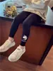 Leggings para Niñas Primavera y Otoño Nuevo Estilo Delgados Modernos Elásticos Lindos de Dibujos Animados En Stock Corte Ajustado Estilo Coreano Pantalones Largos Estampados