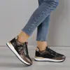 2023 novo comércio exterior transfronteiriço tamanho grande sapatos femininos Sudeste Asiático Lazada Amazon sapatos esportivos casuais combinação de cores bolo esponja