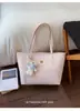 Bolsa Retro Embossada da Moda 2025 Novo Estilo Grande Capacidade para o Dia a Dia Bolsa de Ombro Feminina Bolsa Tote de Mão de Alta Qualidade