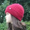 Gorro cálido forrado de polar y engrosado para otoño e invierno, para madres de mediana edad y mayores, tejido a mano para mujer, a prueba de viento y protector de orejas, moderno y versátil