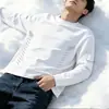 Camiseta masculina de manga comprida, camada interna de outono masculina, camiseta básica solta e elástica, camiseta masculina estampada estilo coreano ins