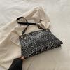 Bolsa feminina de alta qualidade com estampa de leopardo, grande capacidade, estilo preguiçoso, bolsa tote versátil, estilo coreano, bolsa de viagem de nicho