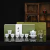 Juego de Té Kung Fu Personalizado de Porcelana Blanca Dehua con Tazón de Tapa de Tres Piezas, Taza de Compartir de Vidrio, Juego Pequeño, Juego de Regalo, Personalización Corporativa