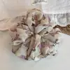 Goma de pelo plisada de gasa color albaricoque crema y rosa, estilo retro francés Monet floral, fina, para el pelo de hada