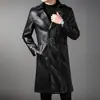 Gabardina para Hombre 2025 Otoño e Invierno Doble Botonadura Estilo Media Longitud con Diseño de Cinturón, Chaqueta de Cuero PU de Lujo Juvenil para Negocios