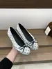 Zapatos Planos Chuyuji de Satén Blanco con Puntos Negros Estilo Francés Bailarinas Zapatos de Hada 2026 Primavera Verano Moño