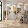 Tienda de Ropa Estante de Exhibición Color Madera Perchero de Pared de Acero Inoxidable Perchero de Pie Estante para Ropa Tienda de Ropa para Mujeres