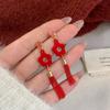 Brincos Festivos da Sorte Vermelha 2026 para Mulheres com Argola de Prata e Laço para o Ano do Cavalo, Estilo de Ano Novo, Brincos Elegantes e Prósperos