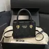 Bolso de Mano con Hilo de Bordado Europeo Transfronterizo 2026 Nuevo de Moda Versátil para Viajes Diarios Bolso de Hombro Único Bolso Cruzado de Lujo Ligero Elegante