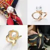 Hebilla para pañuelo de seda, anillo pequeño cuadrado para bufanda, broche de perla simple, sujetador versátil para chal, hebilla para esquina de ropa, accesorio creativo