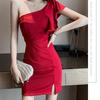 Comércio exterior atacado sexy vestido vermelho roupas femininas 2022 nova moda verão off-shoulder temperamento vestido pequeno