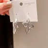 Pendientes Huecos de Flor de Circonita de Plata Aguja Lujo Ligero, Modernos y Sencillos, Pendientes Elegantes con Personalidad de Nicho y Sensación de Alta Gama para Mujer