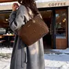 Bolsa Tote de Gran Capacidad para Mujer, Bolso de Hombro con Diseño de Nicho, Nueva Moda Otoño/Invierno 2026, Bolso Versátil para Debajo del Brazo, Bolso Grande