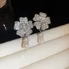 Pendientes de Plata con Lazo y Circonita, Estilo Minimalista Coreano, Lujo Ligero, Sensación de Alta Gama, Pendientes de Perla con un Diseño Único