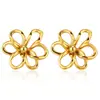 Pendientes de botón de flor de perla hueca estilo europeo y americano transfronterizos, flor de cinco pétalos tridimensional simple francesa, pendientes versátiles de nicho de lujo ligero