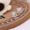 Brincos de Tarraxa Florais com Strass e Pérolas para Mulheres, Estilo Coreano de Feira de Rua, Brincos Pequenos Geométricos com Strass em Formato de Coração, Aço Inoxidável