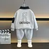 Conjunto de sudadera para niño de primavera y otoño, conjunto deportivo de dos piezas elegante para niños estilo coreano, ropa de moda para niños pequeños, comercio exterior