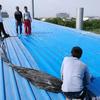Telhado impermeável material enrolado cor telha de aço autoadesivo impermeável material enrolado telhado oficina porão impermeável vazamento de material de reparo fábrica