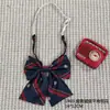 Gravata JK Listrada Vermelha e Dourada Estilo Japonês para Homens e Mulheres, Camisa Estilo Academia com Gravata Borboleta Pequena para Estudantes, Não Precisa Amarrar