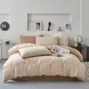 Nuevo Juego de Cuatro Piezas de Algodón Puro de Color Sólido Estilo Sencillo, Sábana y Funda de Edredón de Algodón Lavado Teñido en Hilo, Adecuado para Todas las Estaciones, Ropa de Cama al por Mayor
