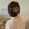 Pinza para el Cabello de Pato de Lana con Flor para Mujer, Nuevo Estilo 2025, Pinza de Garra Grande de Gama Alta