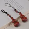 Llavero de calabaza de madera de durazno, colgante pequeño de calabaza personalizado de sándalo, cadena para teléfono, accesorio para bolso, accesorio creativo para hombres y mujeres