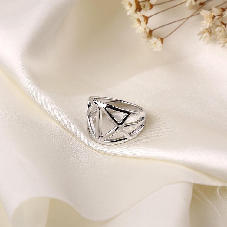 1869252798_1079086986