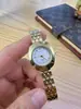 Nuevo Reloj para Mujer Pequeño Dorado Venta al por Mayor Transfronteriza Reloj para Mujer Reloj para Mujer Segunda Mano Dorado Banda de Acero Reloj de Cuarzo Reloj Más Vendido