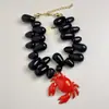 Chegada Nova Europeia e Americana Estilo Oceano Gotas de Água Brancas Colar de Corrente para Clavícula com Contas Caranguejo Vermelho Pingente de Animal Personalizado Colar Feminino