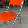 Cadeira dobrável de aço inoxidável espessada para uso doméstico, cadeira de jantar atacado para lojas de chá de leite, casamentos ao ar livre, multicolorida, à prova de ferrugem
