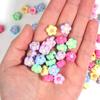 Lote de 50 colgantes de acrílico con forma de girasol en dos colores, hechos a mano, para pulsera, accesorios de joyería, venta al por mayor